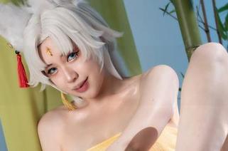 不只是水手服，Hatori Sama套图大曝光：她的魅力，让人无法呼吸！